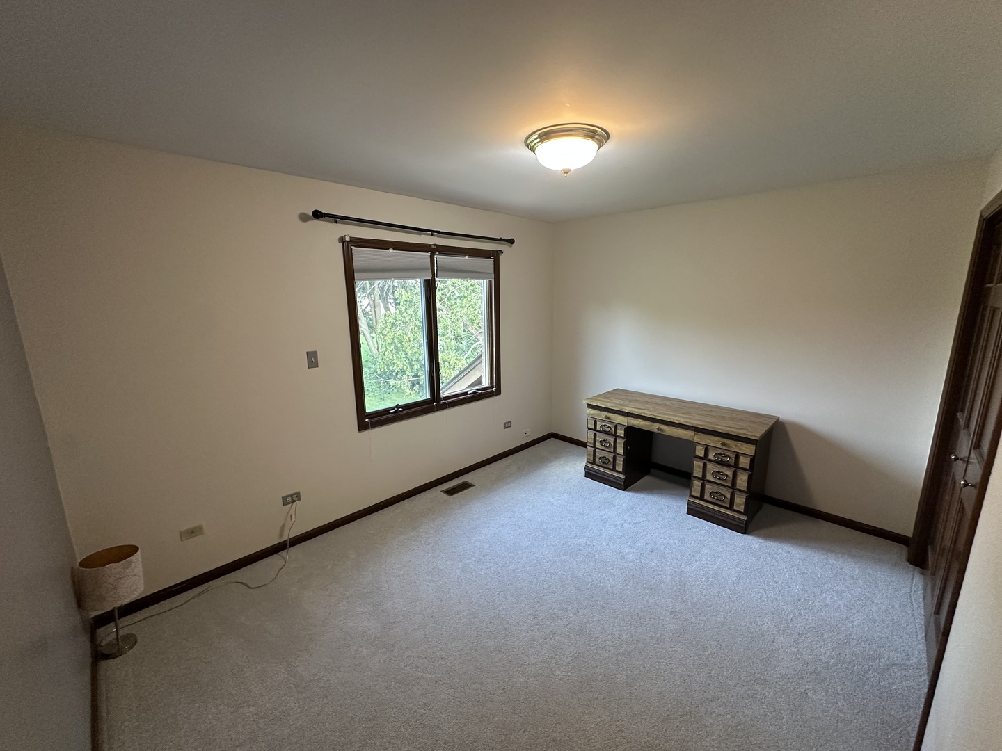 1055 Knollwood Lane, West Chicago, IL 60185