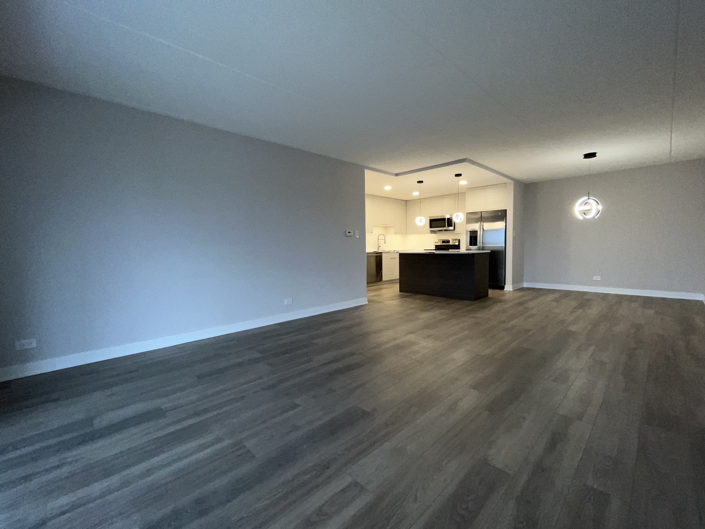 350 Plum Creek Drive #410, Wheeling, IL 60090