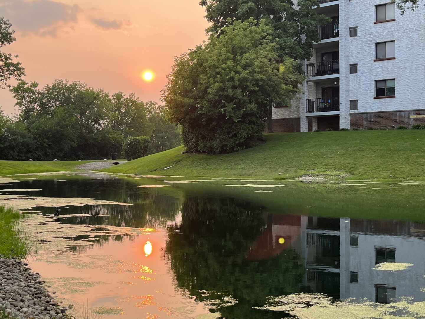 350 Plum Creek Drive #410, Wheeling, IL 60090