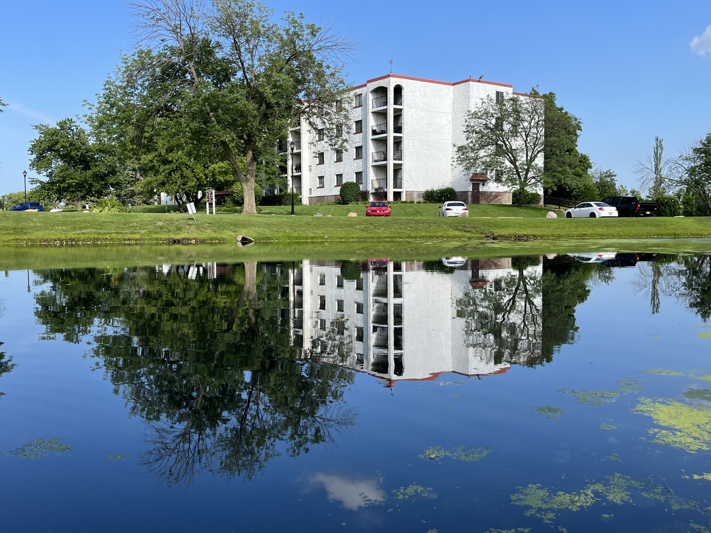 350 Plum Creek Drive #410, Wheeling, IL 60090