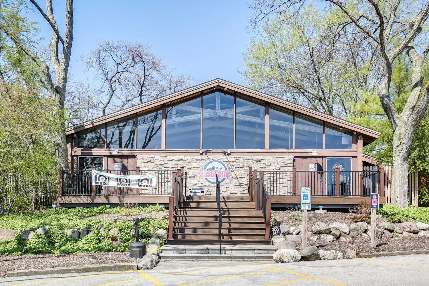 5605 Lakeside Drive #1F, Lisle, IL 60532