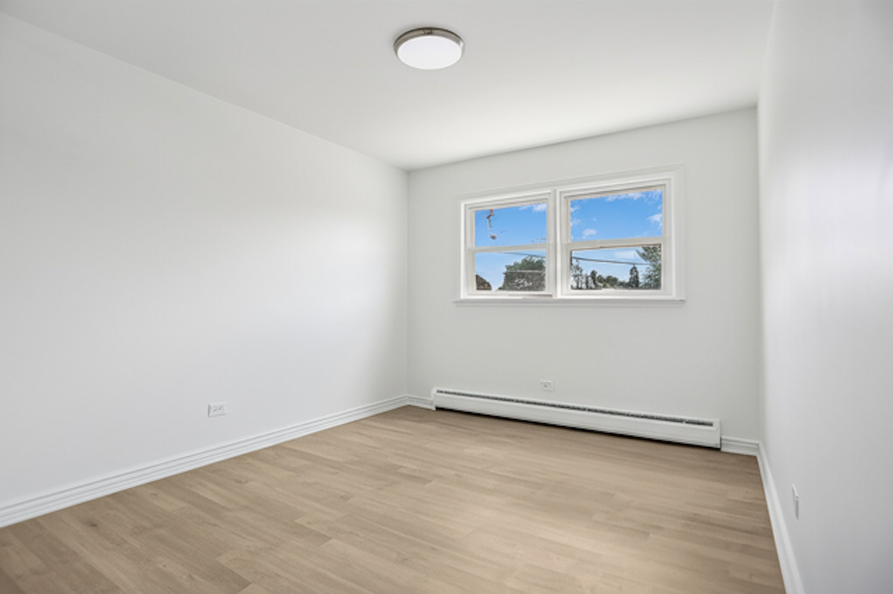 7531 S Roberts Road #2C, Bridgeview, IL 60455