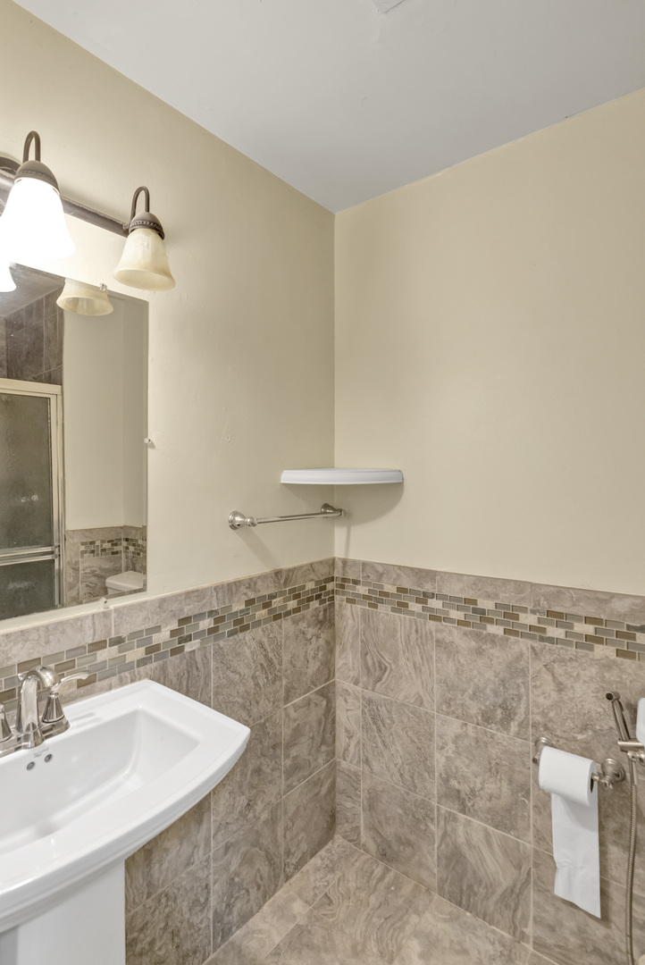 1705 ROBIN WALK #A, Hoffman Estates, IL 60169