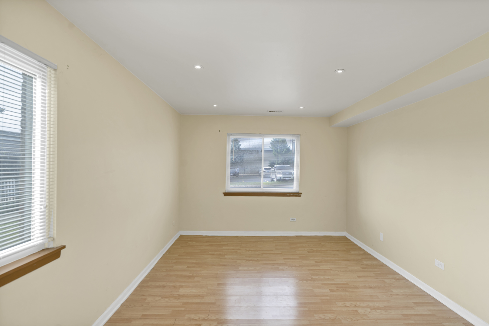1705 ROBIN WALK #A, Hoffman Estates, IL 60169