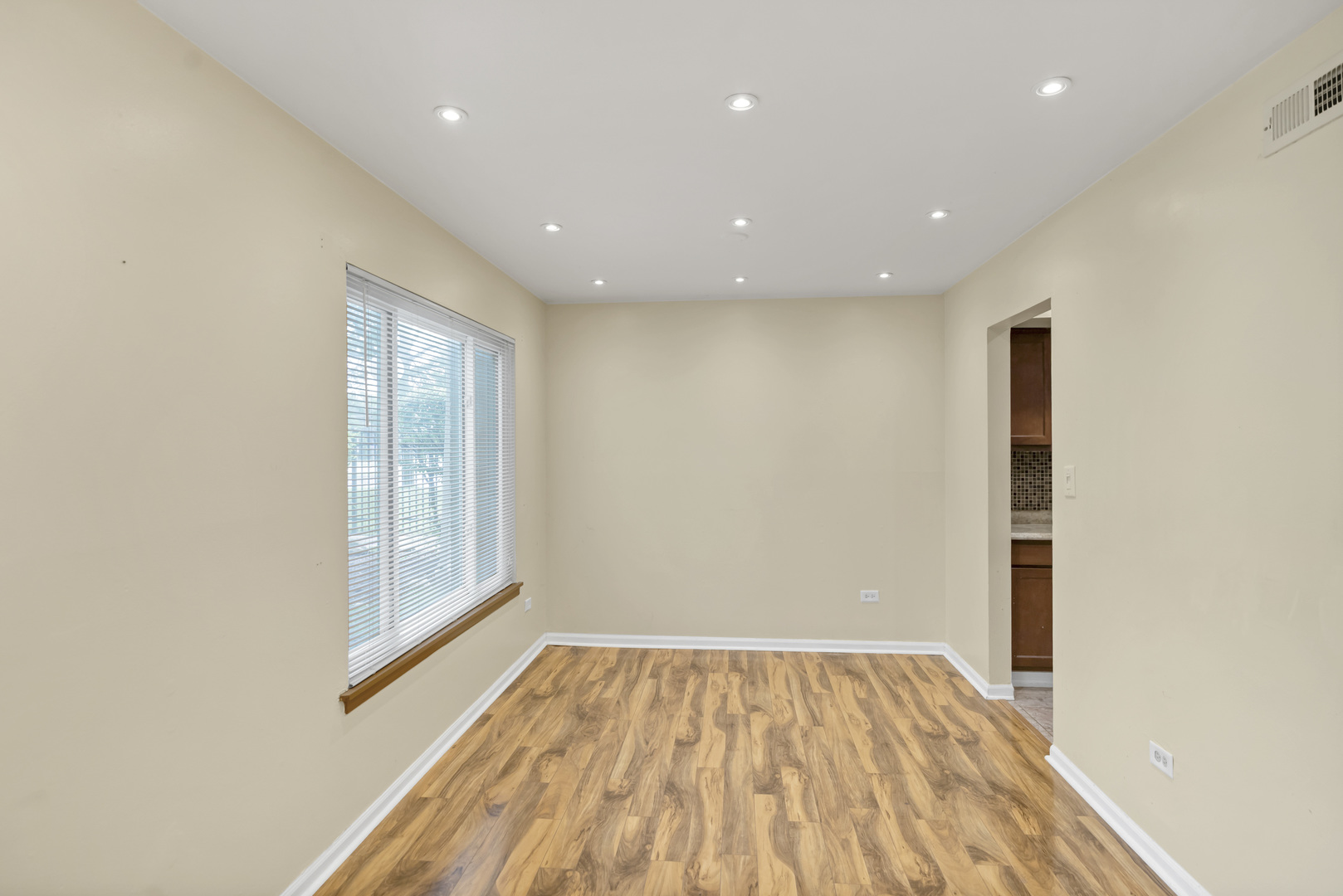1705 ROBIN WALK #A, Hoffman Estates, IL 60169