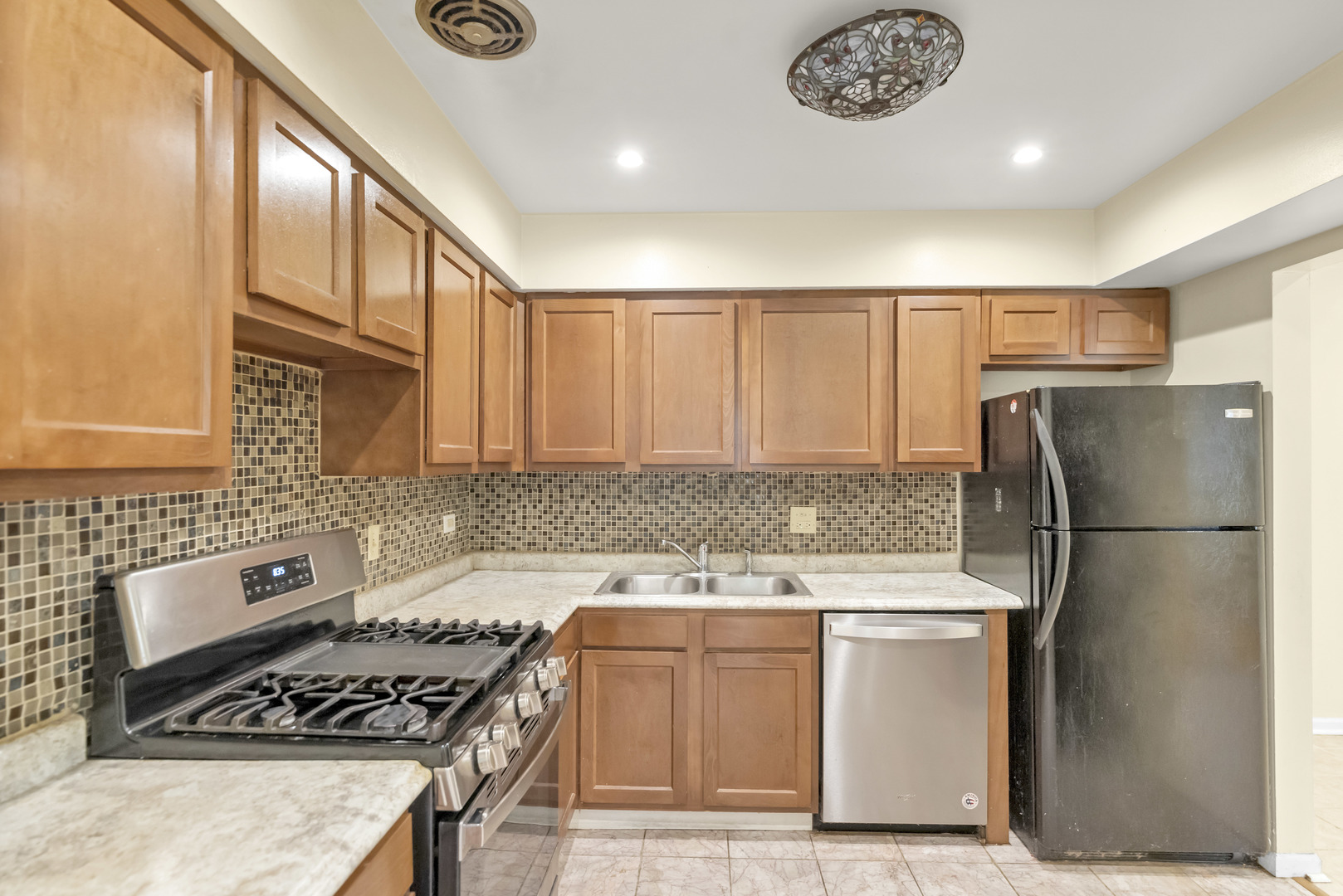 1705 ROBIN WALK #A, Hoffman Estates, IL 60169