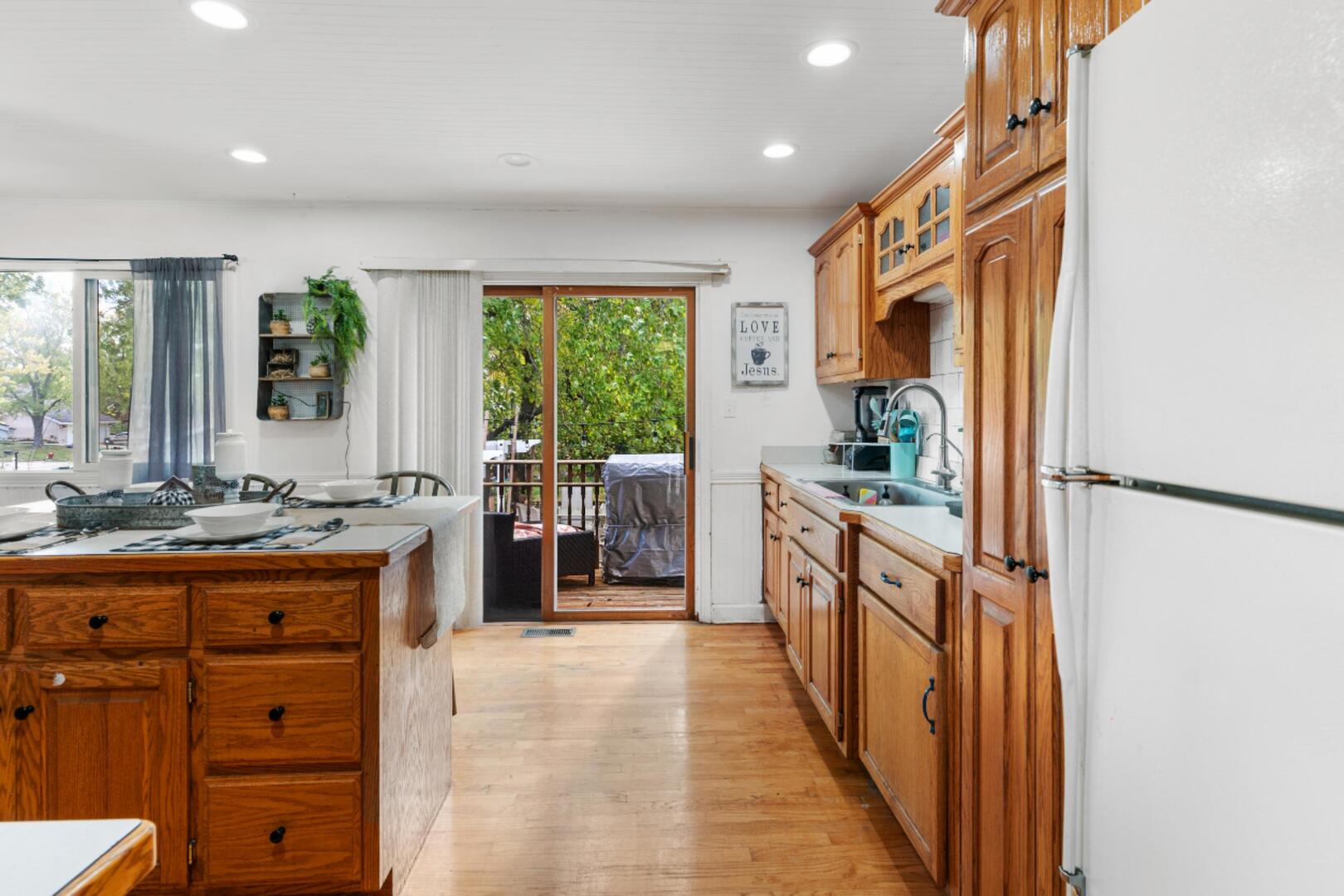 31 Abbeywood Drive, Romeoville, IL 60446