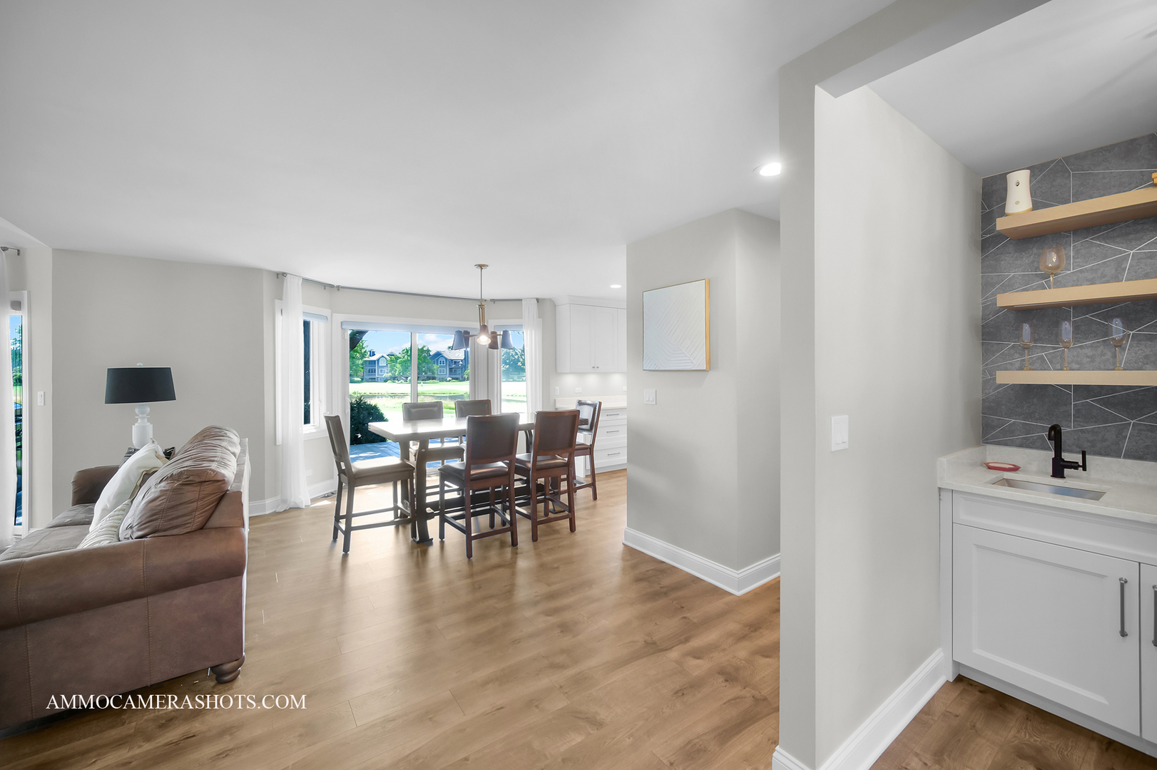 3901 White Eagle Drive, Naperville, IL 60564