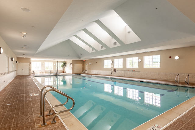 4015 Chesapeake Lane, Naperville, IL 60564