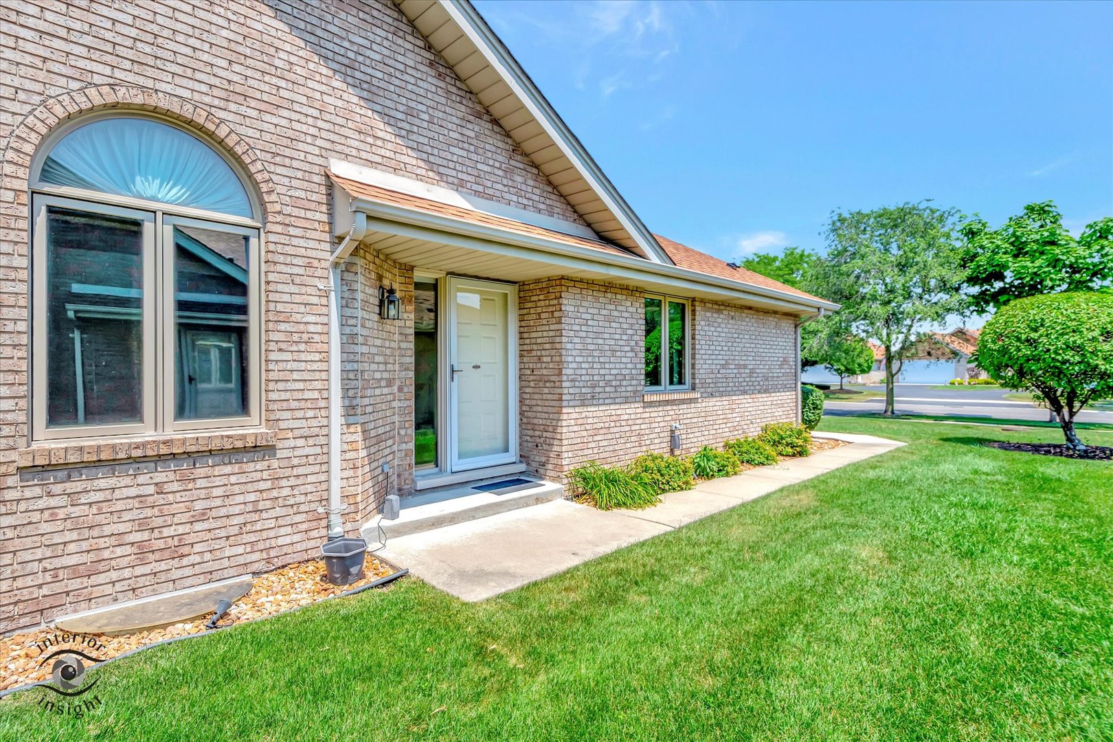 18346 Pine Wood Lane, Tinley Park, IL 60477