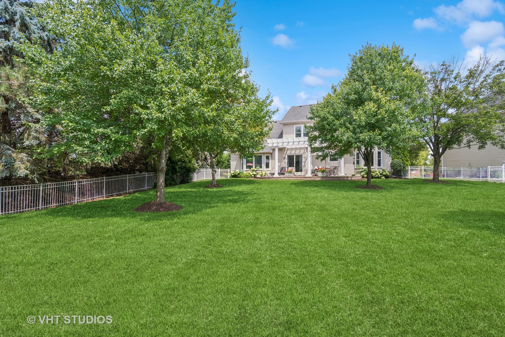 324 Aspen Lane, Aurora, IL 60504