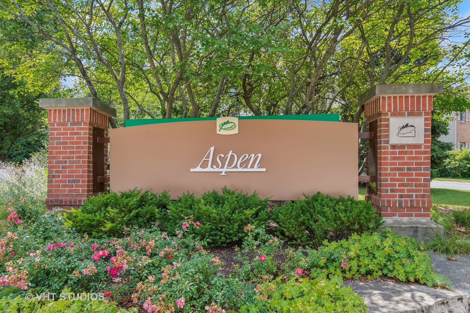 324 Aspen Lane, Aurora, IL 60504