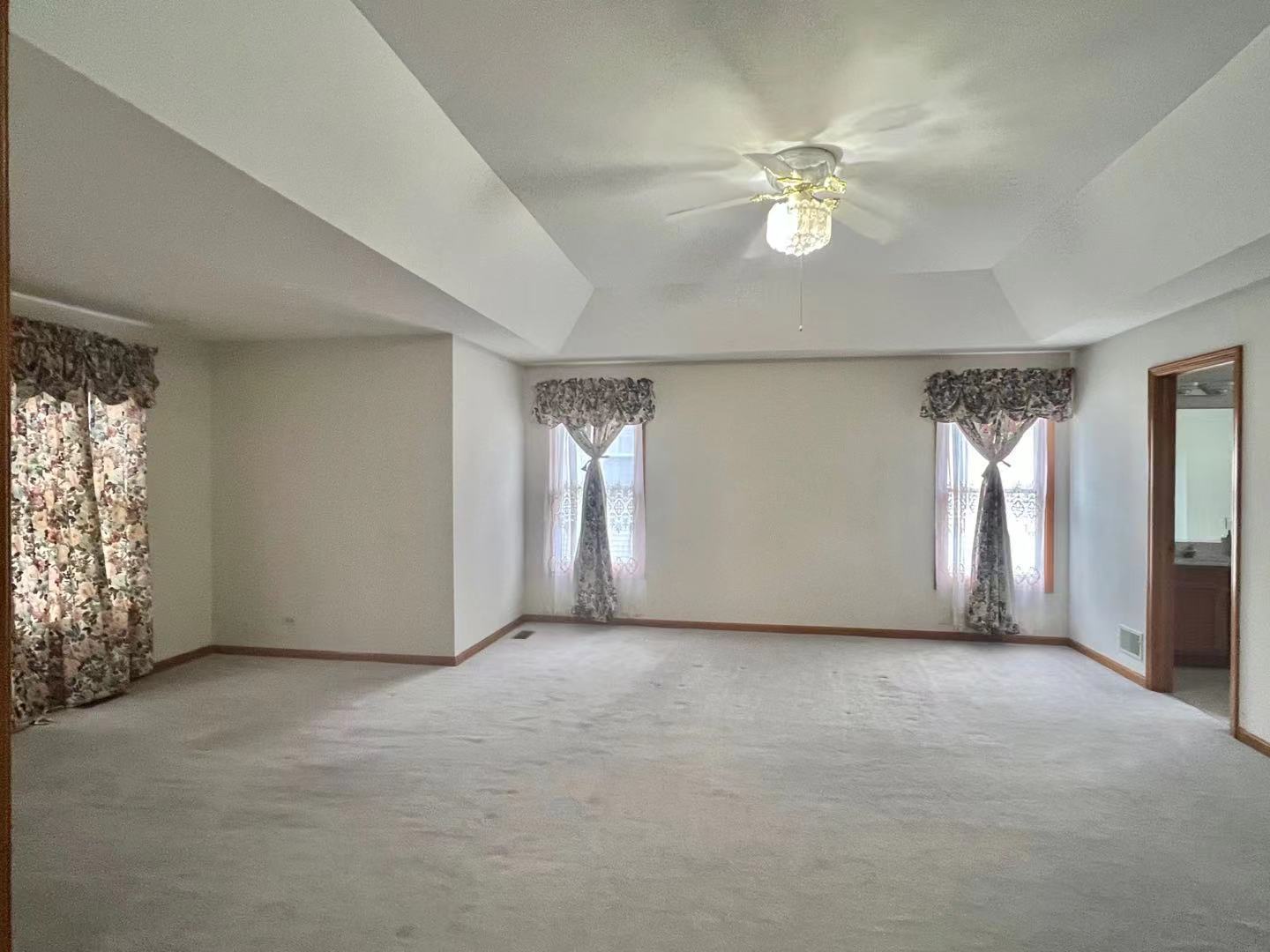 780 Sigmund Road, Naperville, IL 60563