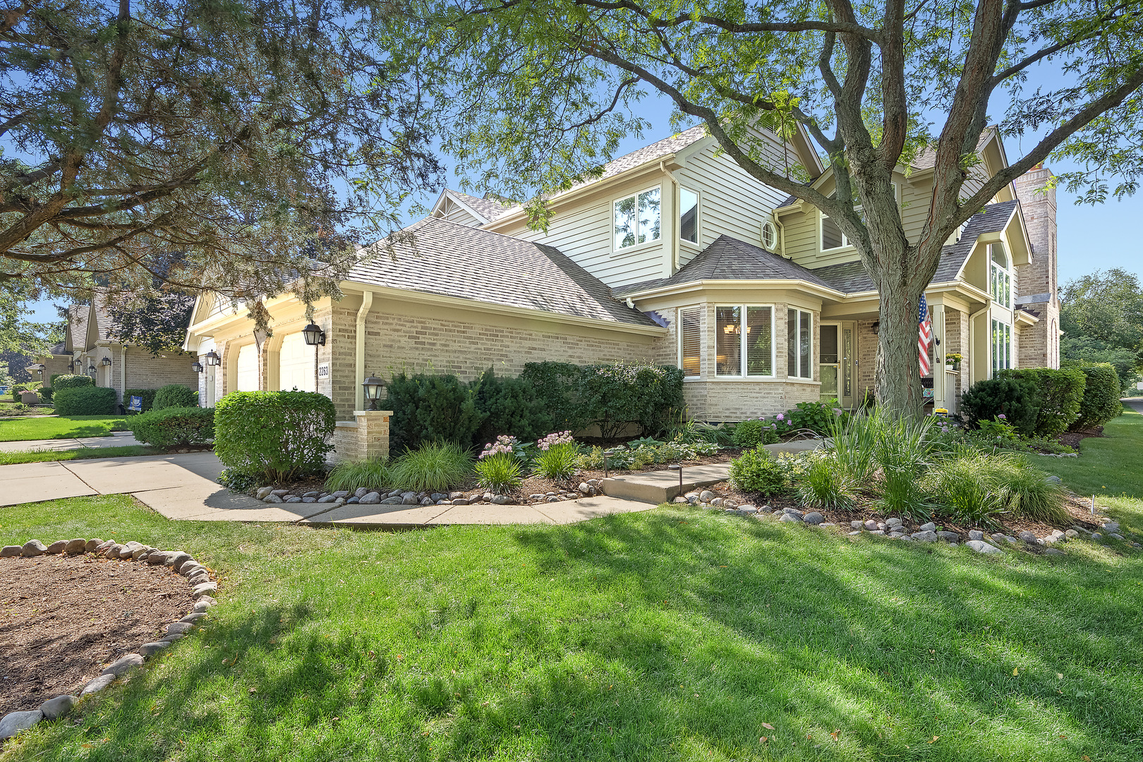 2263 Durand Drive, Downers Grove, IL 60515
