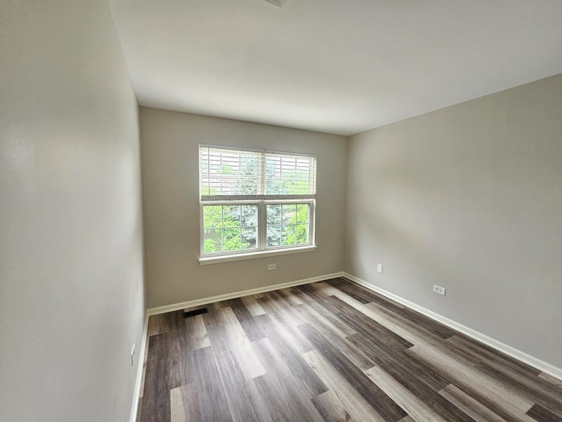 2340 Sheehan Drive, Naperville, IL 60564