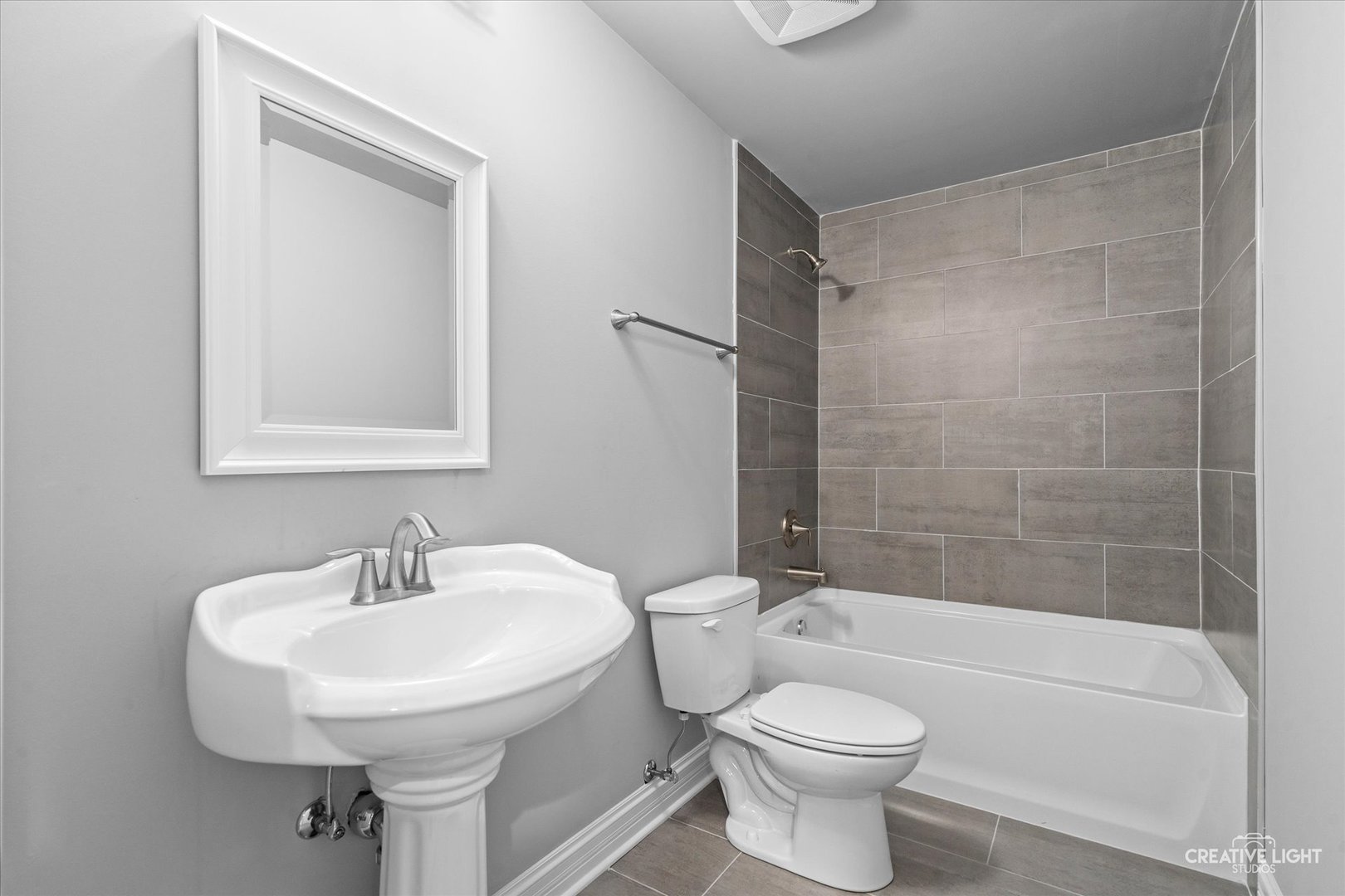 4604 Shumard Lane, Naperville, IL 60564