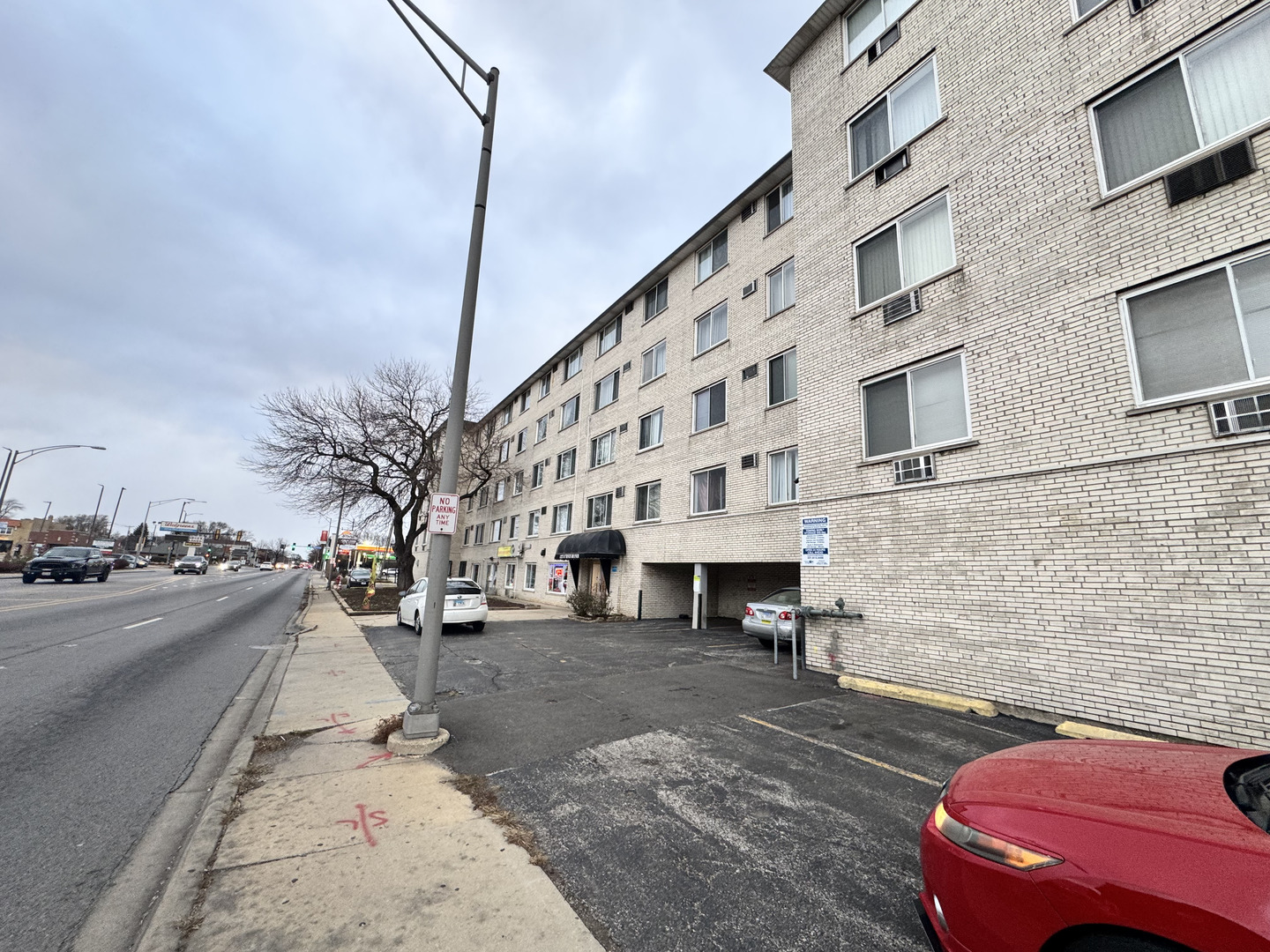 1227 S Harlem Avenue #415, Berwyn, IL 60402