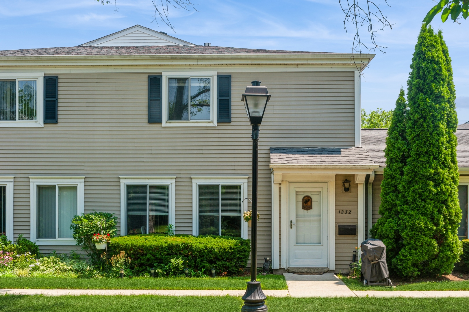 1232 Cove Drive, Prospect Heights, IL 60070