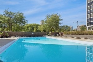 2800 N Lake Shore Drive #2617, Chicago, IL 60657
