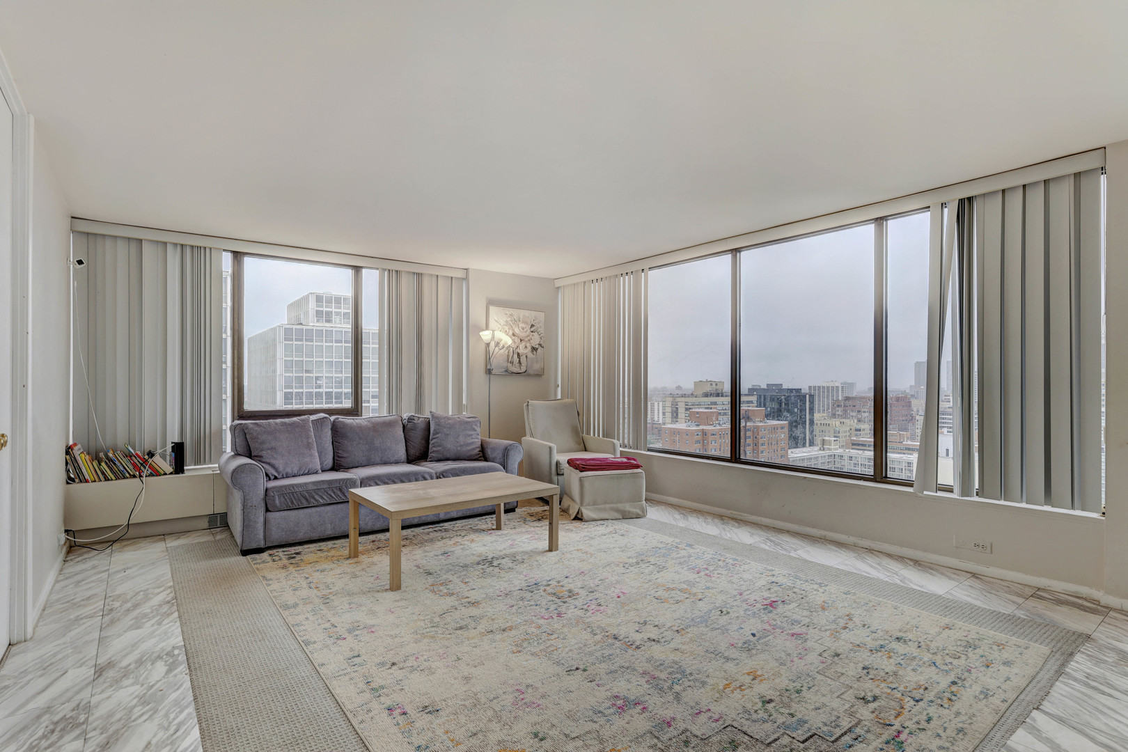 2800 N Lake Shore Drive #2617, Chicago, IL 60657