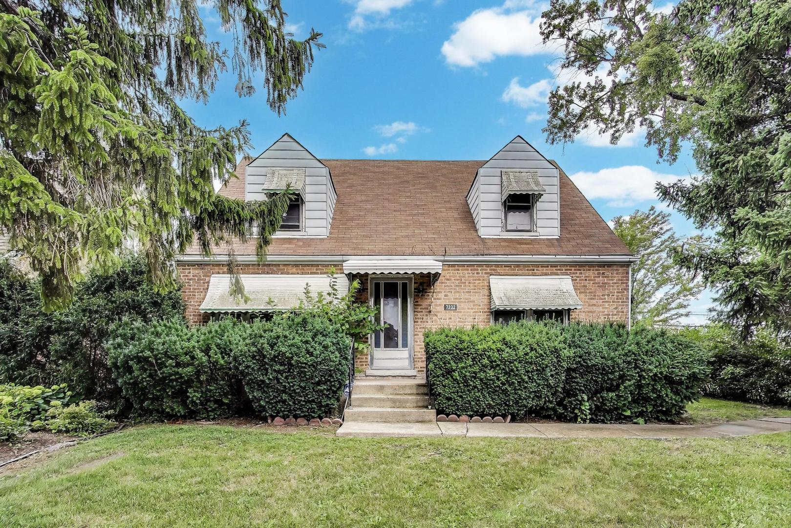 7232 W Oakton Street, Niles, IL 60714