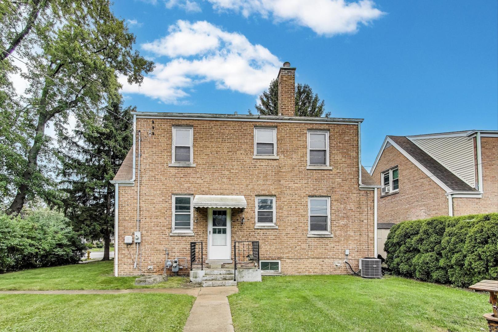 7232 W Oakton Street, Niles, IL 60714