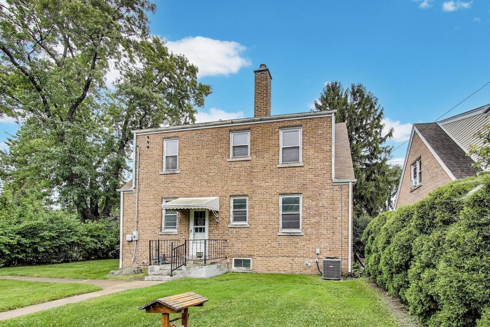 7232 W Oakton Street, Niles, IL 60714