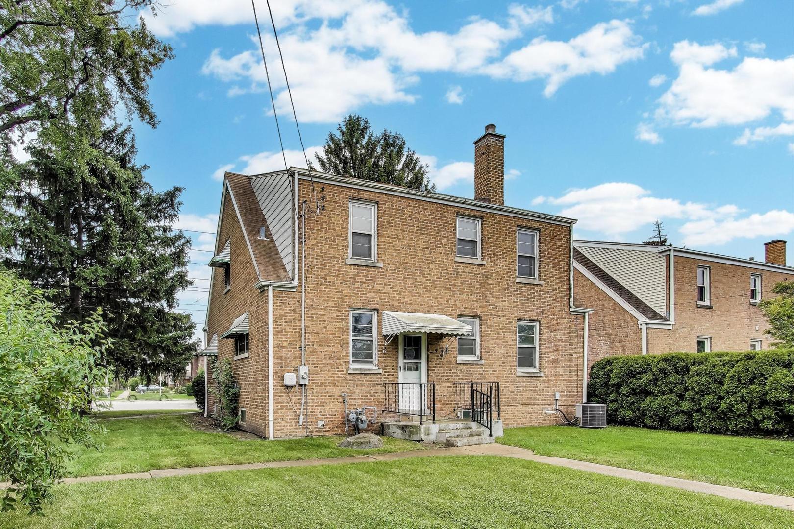 7232 W Oakton Street, Niles, IL 60714