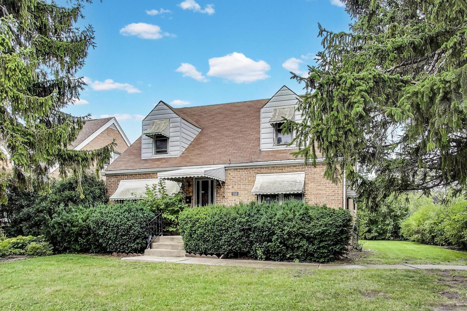 7232 W Oakton Street, Niles, IL 60714