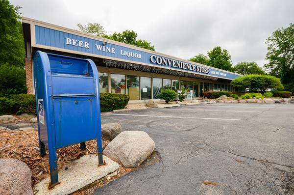 5900 OAKWOOD Drive #2G, Lisle, IL 60532