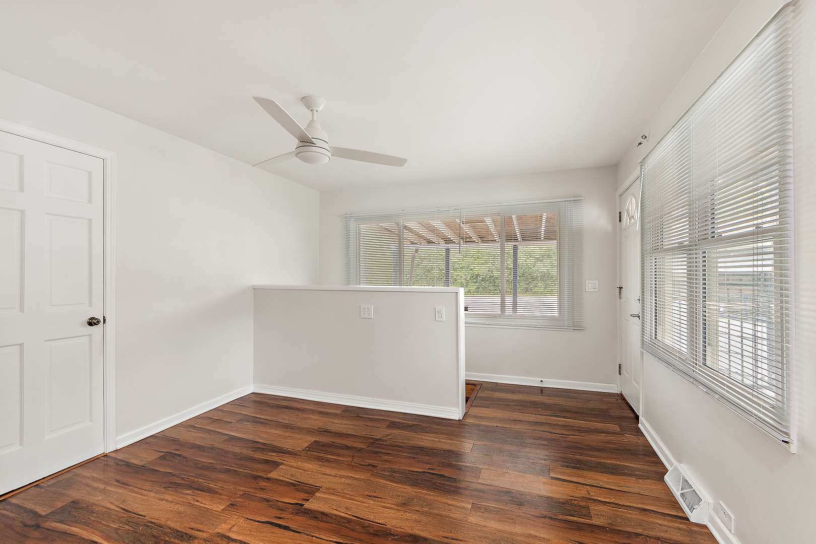 11401 W Mccarthy Road, Palos Park, IL 60464