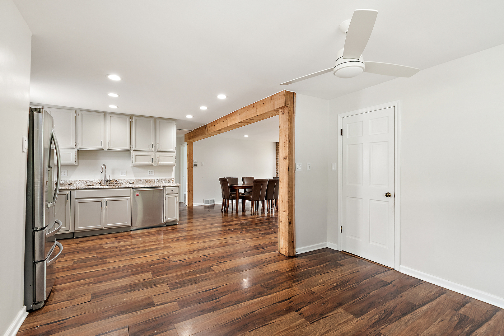 11401 W Mccarthy Road, Palos Park, IL 60464