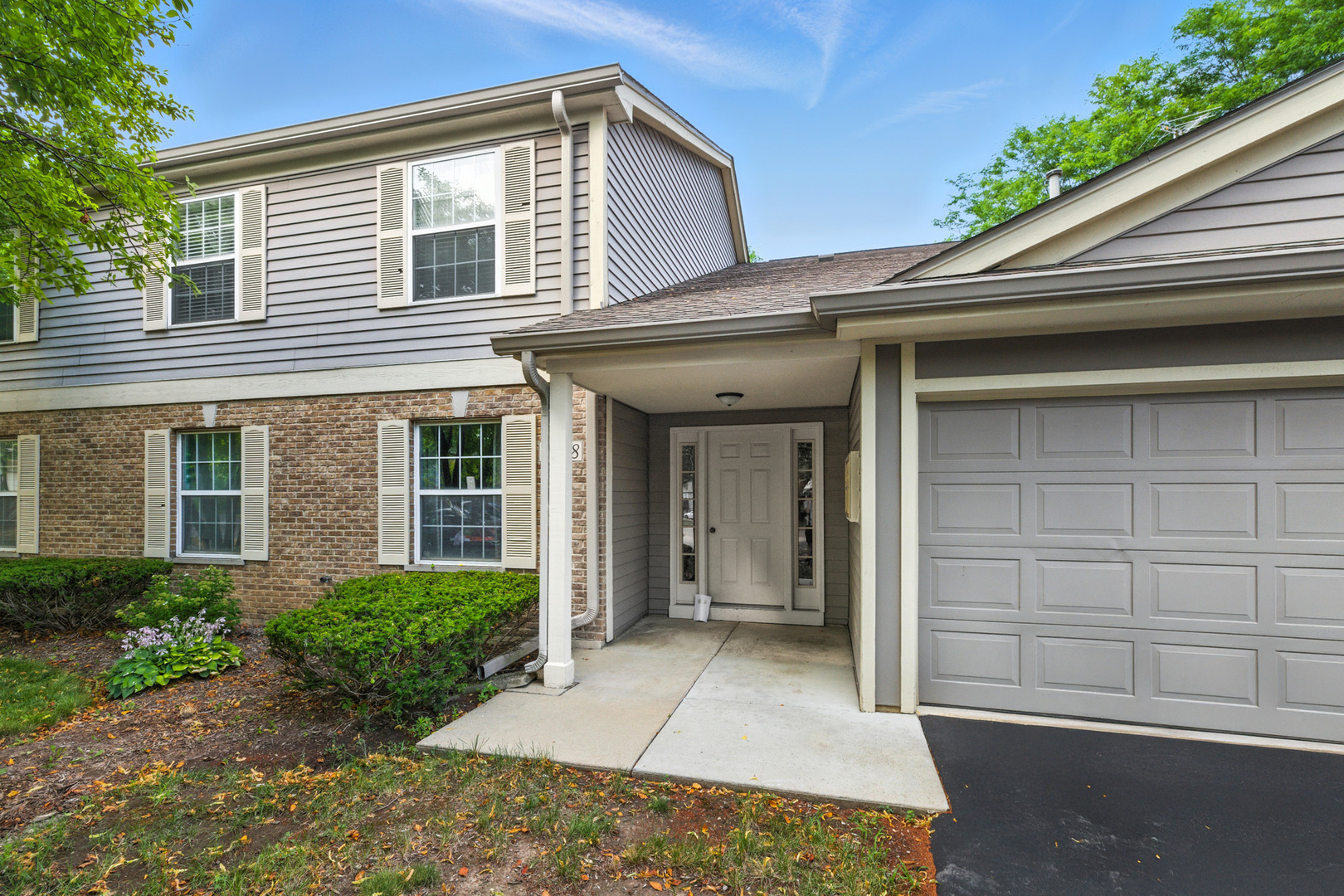 1108 Stratford Court #A, Elgin, IL 60120