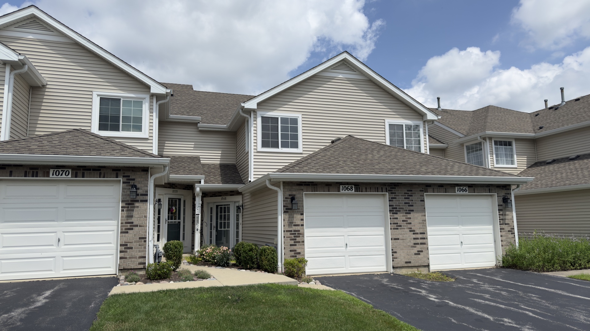1068 Ripple Ridge Drive #0, Darien, IL 60561