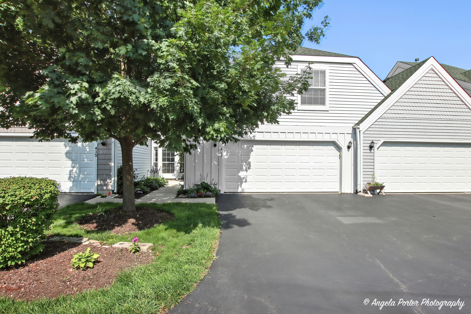 417 Country Lane Court #417, Wauconda, IL 60084