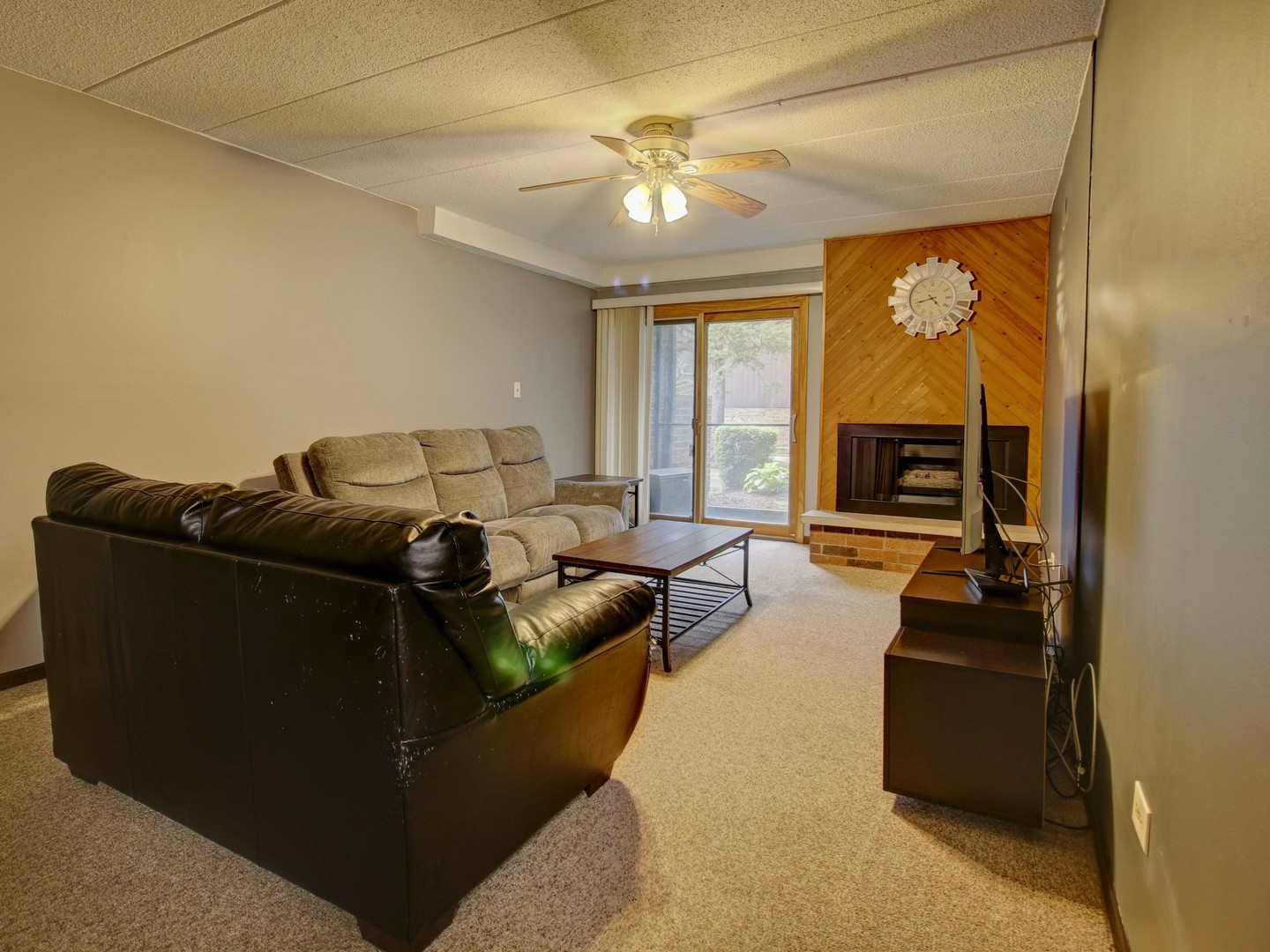 14624 Scarborough Court #G-1, Oak Forest, IL 60452