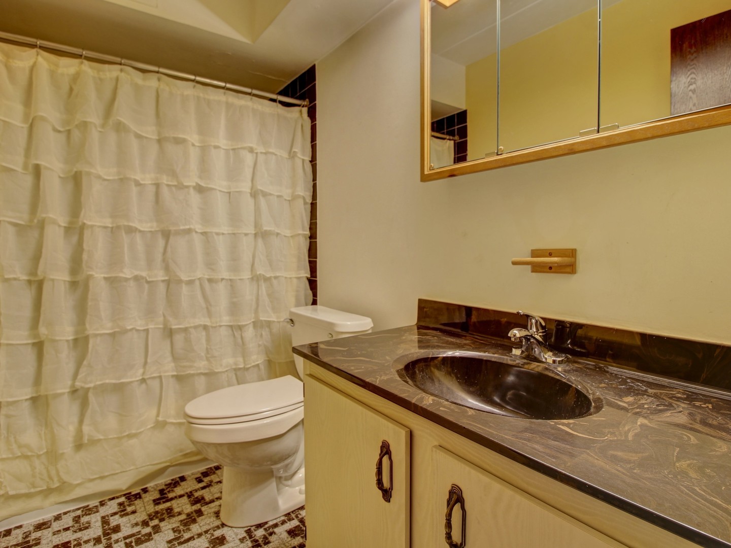 14624 Scarborough Court #G-1, Oak Forest, IL 60452