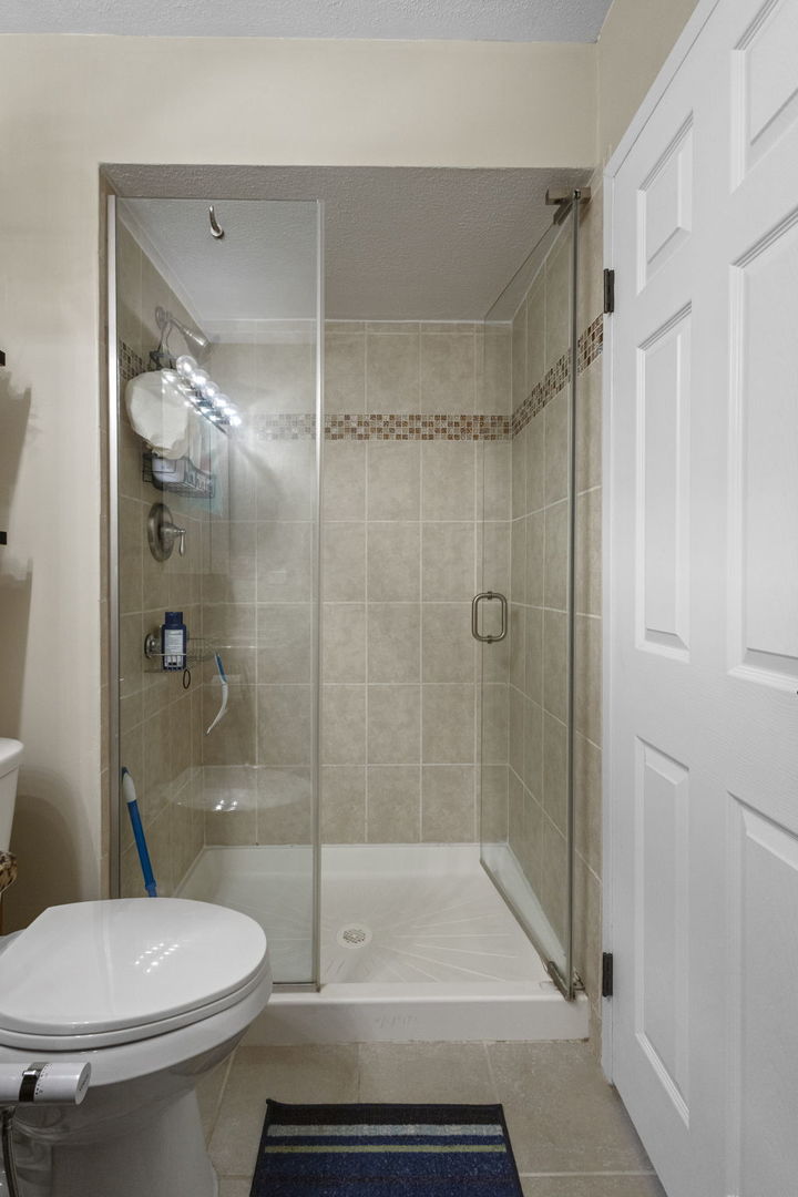 1777 W CRYSTAL Lane #711, Mount Prospect, IL 60056