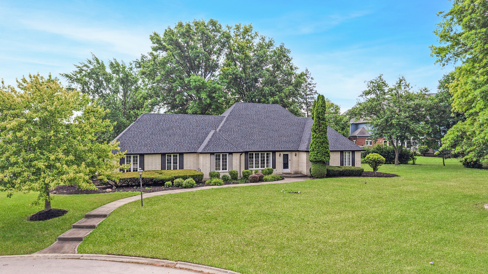 8147 Dorstep Lane, Orland Park, IL 60462