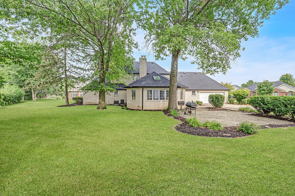 8147 Dorstep Lane, Orland Park, IL 60462