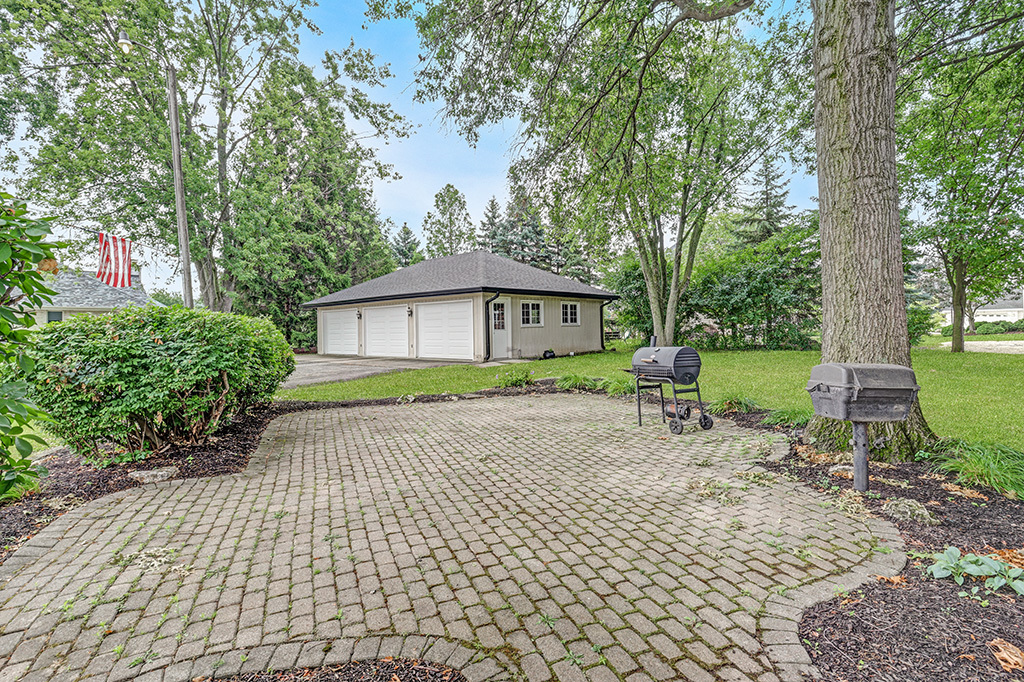 8147 Dorstep Lane, Orland Park, IL 60462