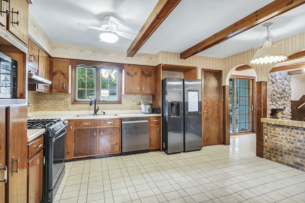 8147 Dorstep Lane, Orland Park, IL 60462