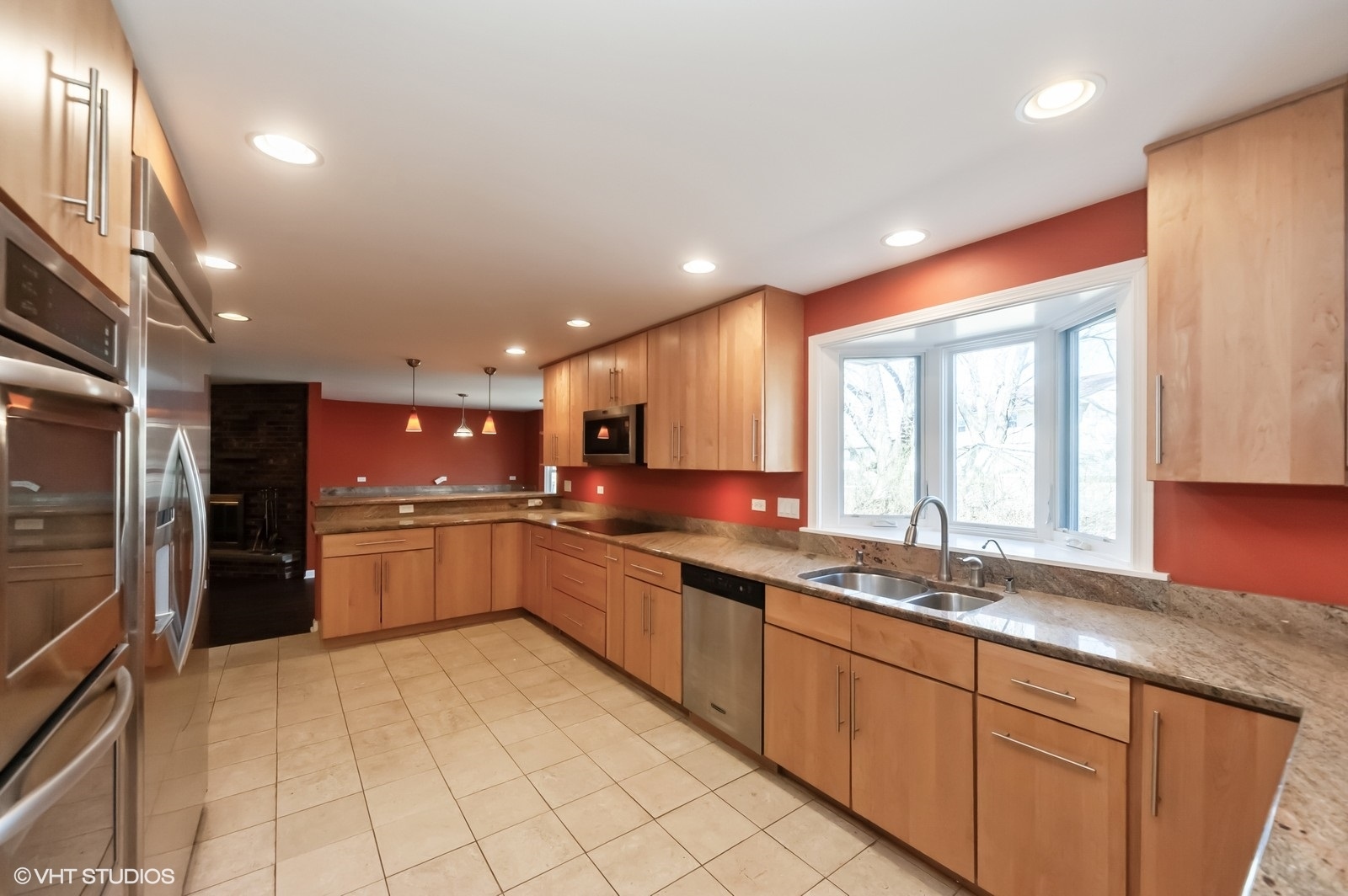 39 Berkshire Drive, Wheeling, IL 60090