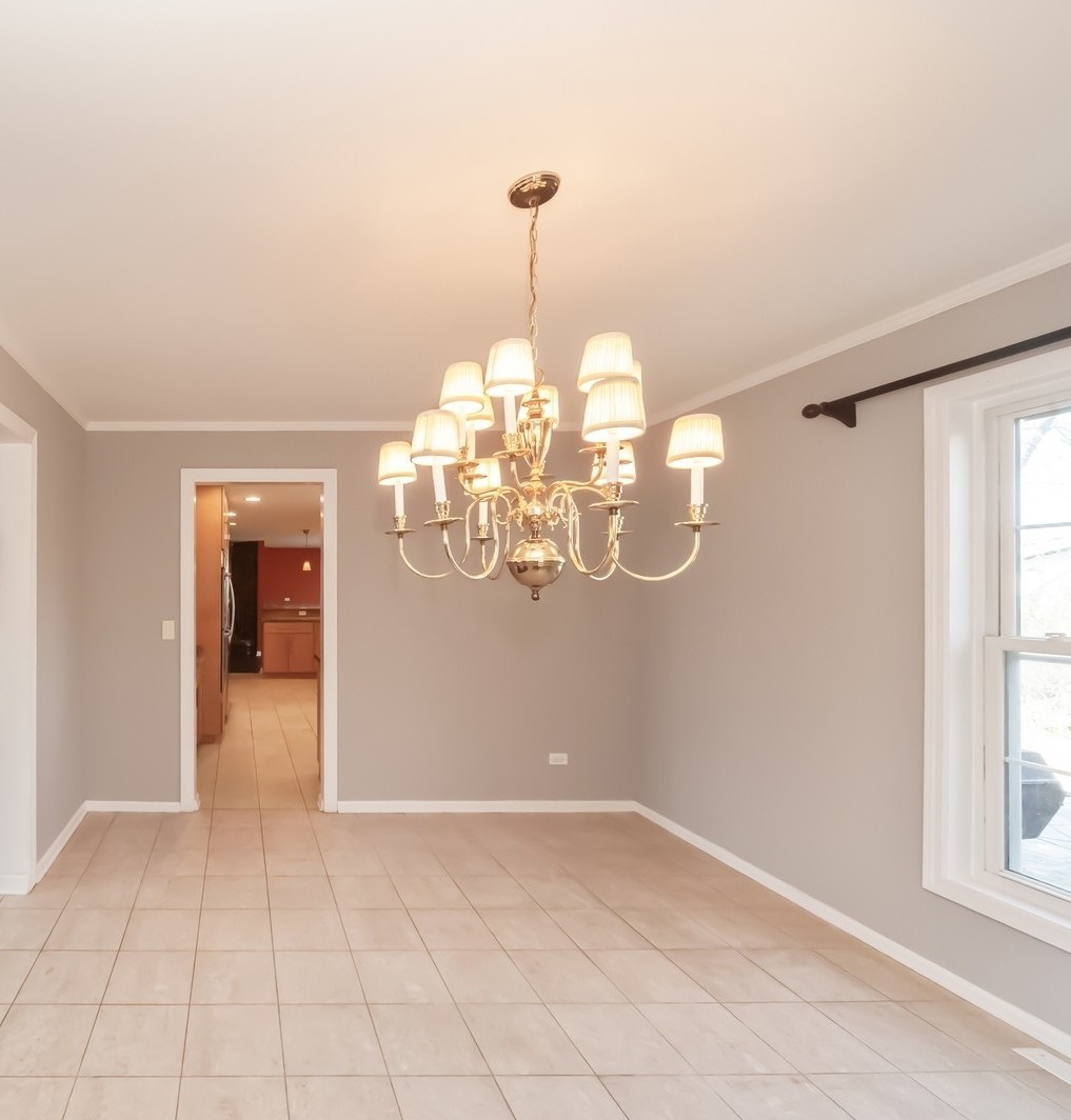 39 Berkshire Drive, Wheeling, IL 60090