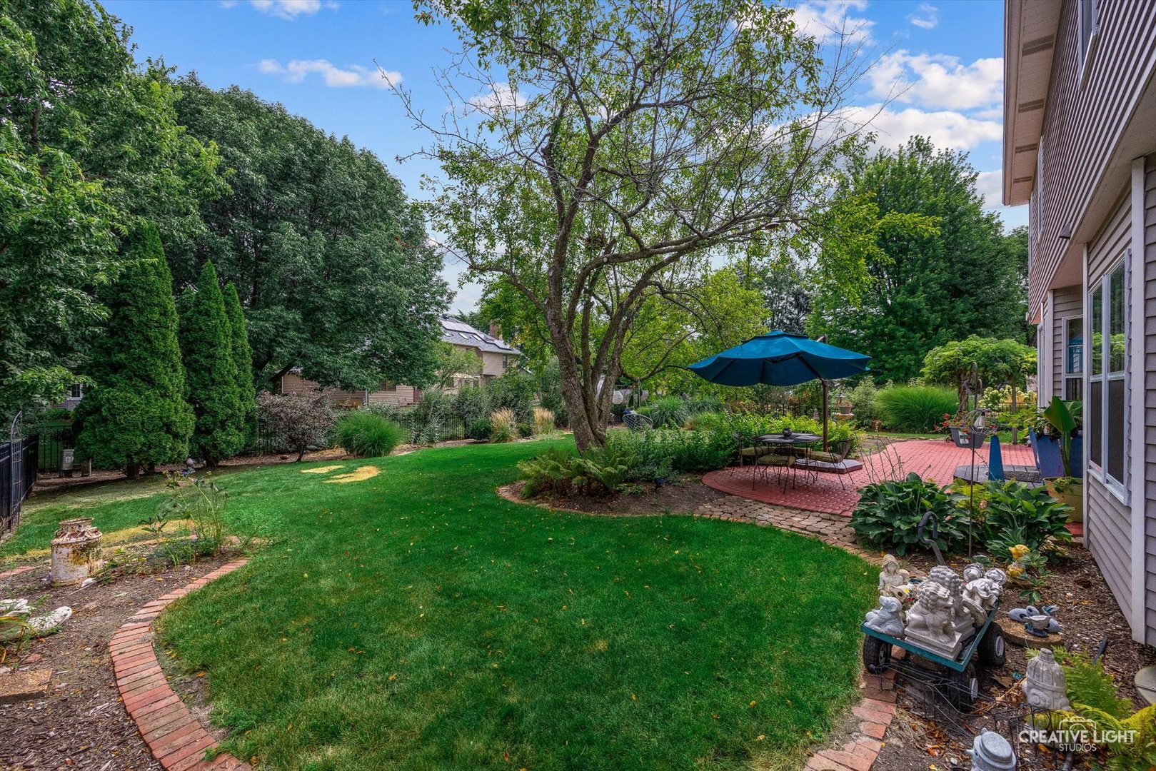 1628 Westminster Drive, Naperville, IL 60563