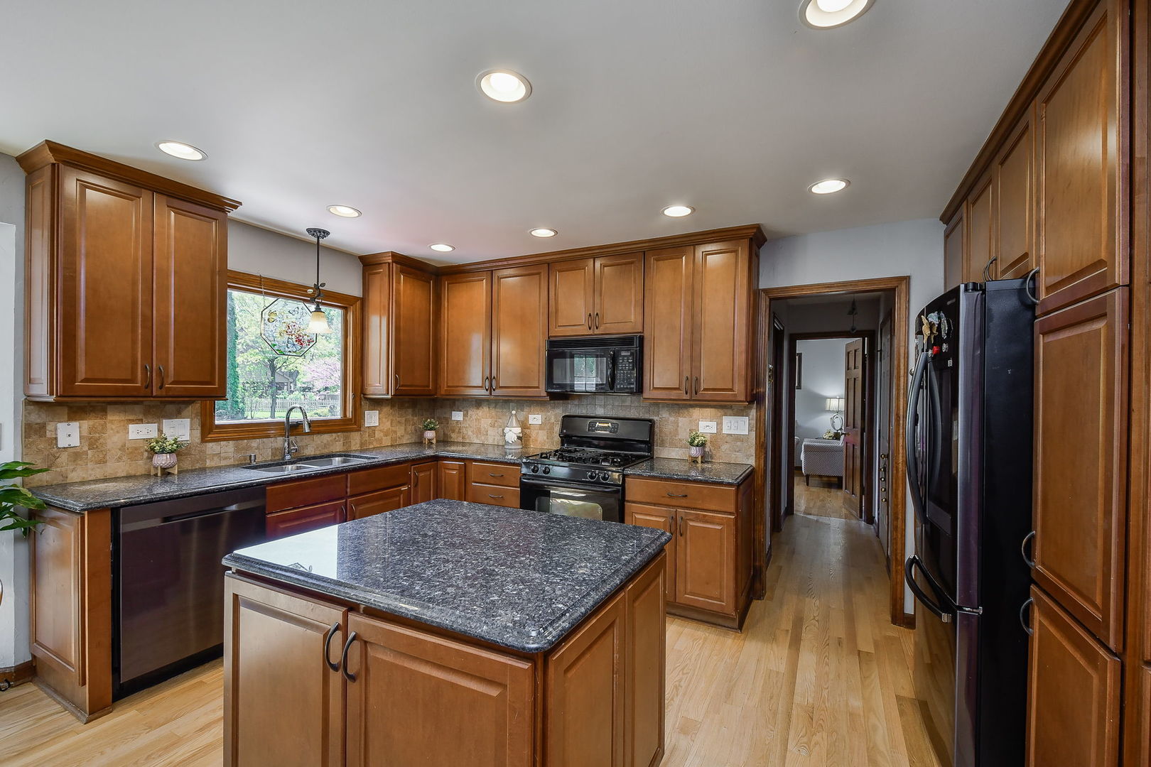 1628 Westminster Drive, Naperville, IL 60563