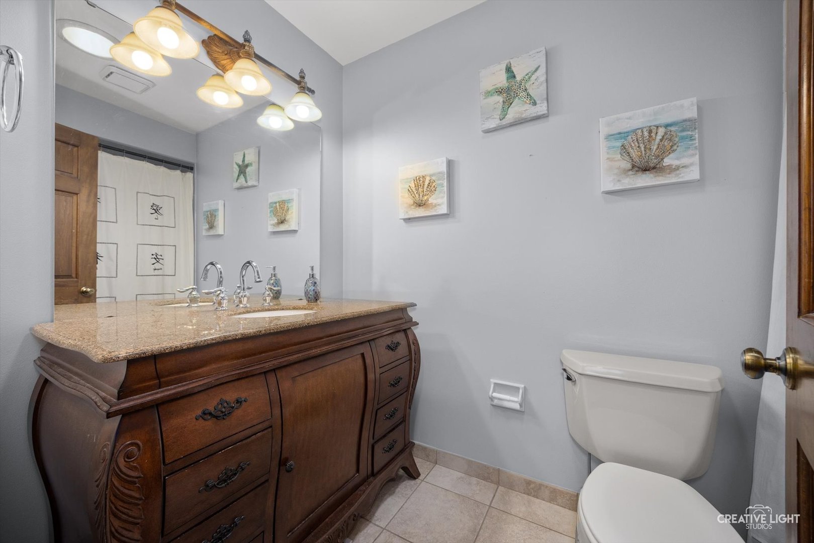 1628 Westminster Drive, Naperville, IL 60563