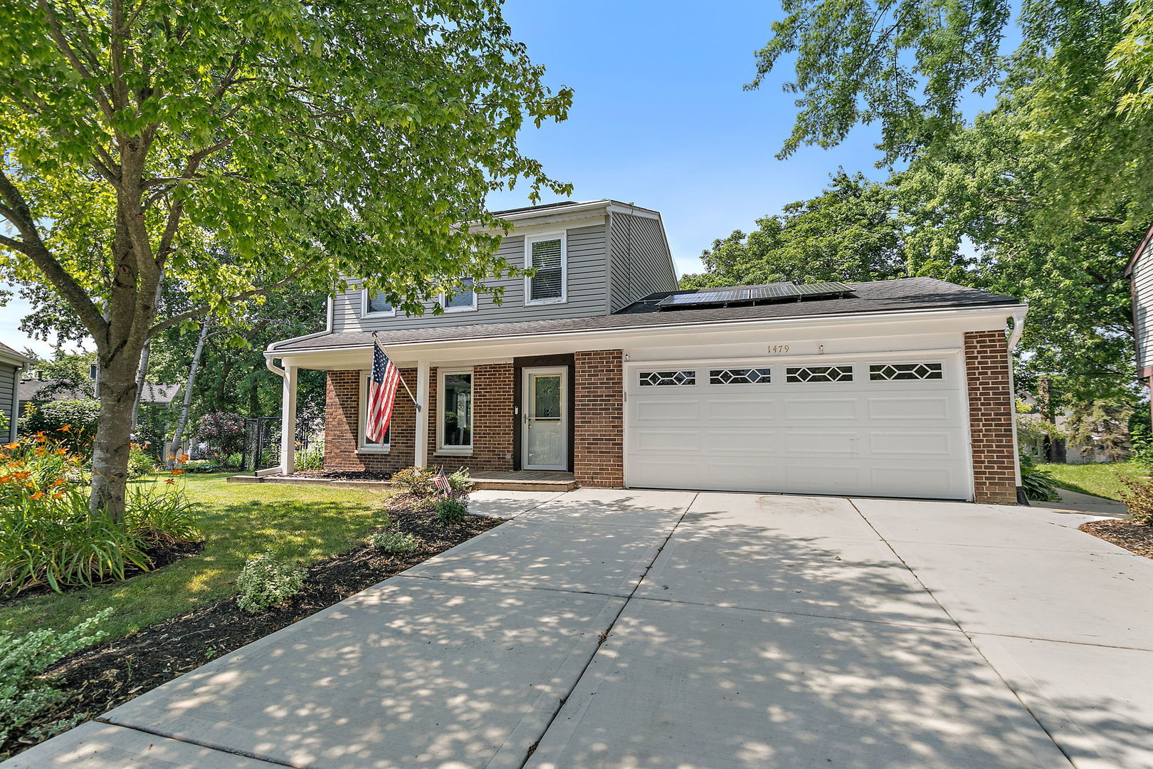 1479 Exeter Court, Hoffman Estates, IL 60010