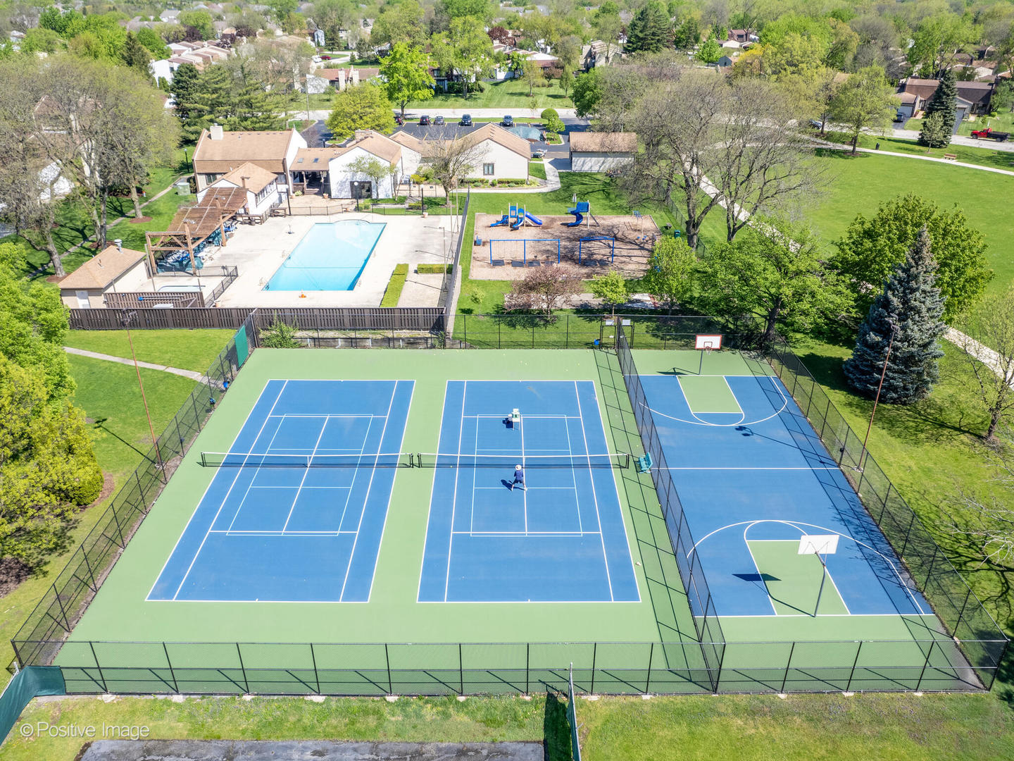 123 Acacia Circle #414, Indian Head Park, IL 60525