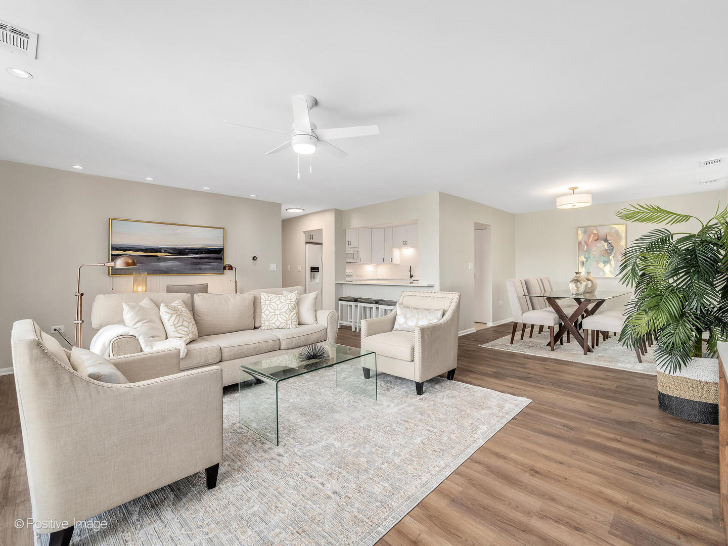 123 Acacia Circle #414, Indian Head Park, IL 60525